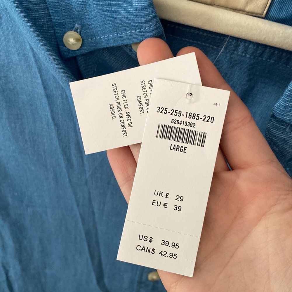NWT Hollister Long Sleeve Button Up Shirt - Picture 4 of 5